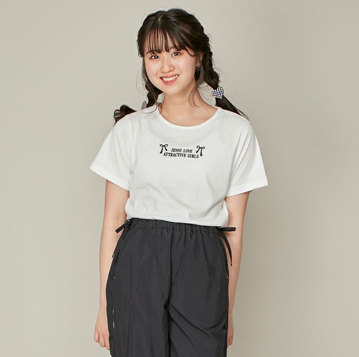 リボンが可愛い♡【CHANEL】Tシャツ エレガントで肩のリボンが可愛い】CHANEL CCロゴ トップ (CHANEL